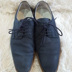 TOSONI blue suede oxfords